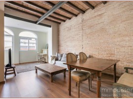 Ref. 1135 Espectacular apartamento con terraza totalmente reformado.