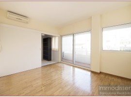 Ref. 1088 Apartamento totalmente exterior al lado Passeig de Sant Joan.	