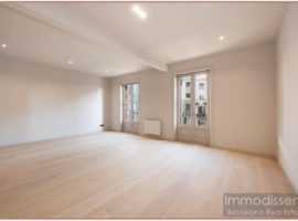 Ref. 1257 Exclusiva propiedad en Finca Regia del 1.900 totalmente reformada en Rambla Cataluña.	